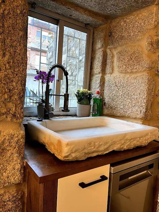 Two-Bedroom House in Villanueva de Arosa, Rias Baixas