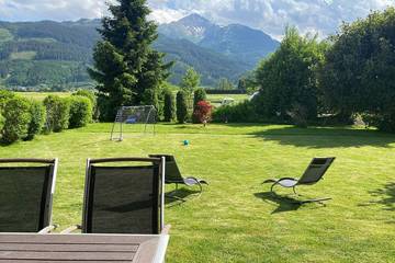 Bauernhof für 9 Personen, mit Balkon und Garten sowie Sauna in Zell am See