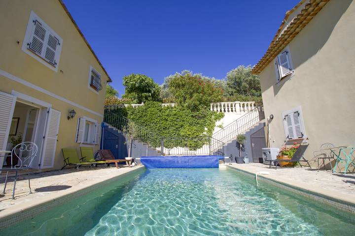 Appartement de vacances pour 4 personnes, avec Piscine
