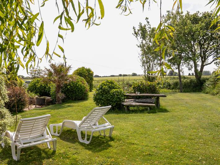 Location de vacances pour 6 personnes, avec jardin, animaux acceptés à Guimaëc - 2