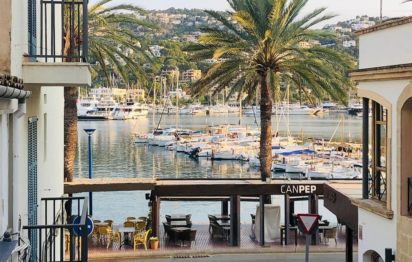 Apartamento vacacional entero, Apartamento de vacaciones para 2 personas con terraza in Puerto de Andrach, Andrach