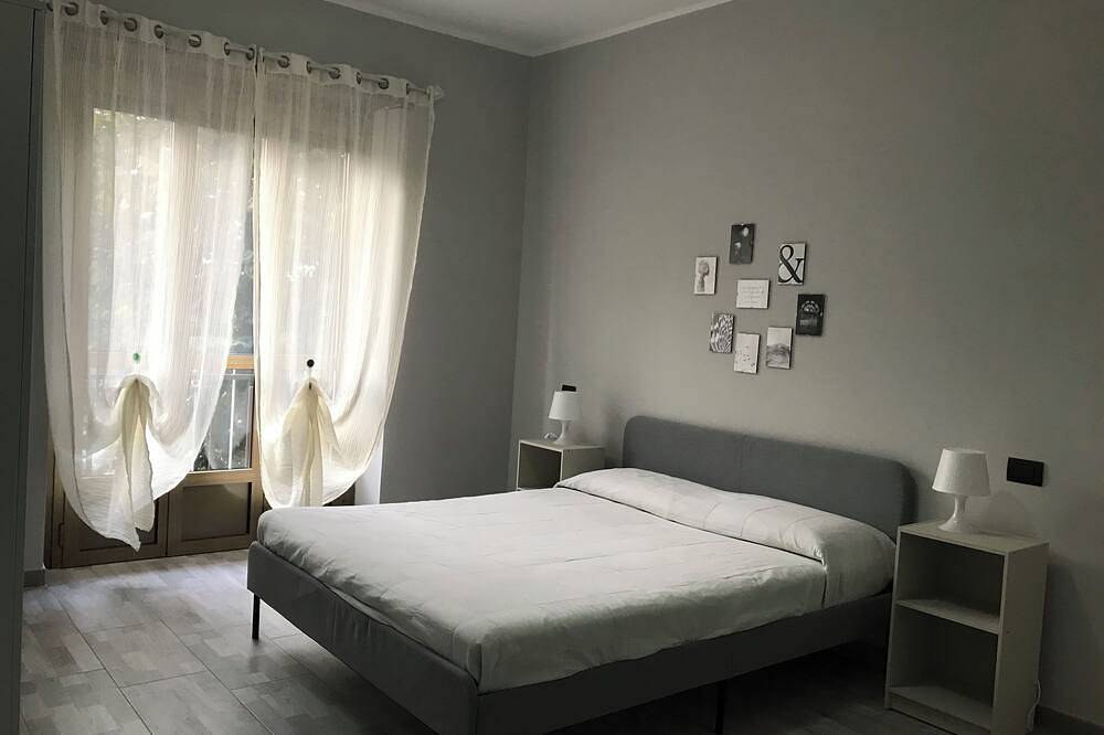 Appartamento intero, Il Borgo Antico:Vista su Reggia di Venaria Reale Grazioso appartamento con vista in Venaria Reale, Provincia di Torino
