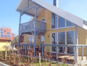 Ferienhaus für 8 Personen, mit Whirlpool und Garten sowie Sauna in Mecklenburgische Seenplatte