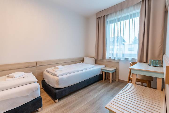 Europarcs Wörthersee — Doppelzimmer 4 in Schiefling am See, Klagenfurt-Land