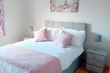 Holiday Home for 8 People in County Kerry, Photo 2