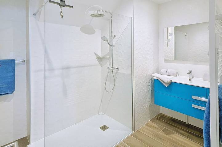 Gîte pour 2 personnes, avec terrasse à Plonévez-Porzay - 4