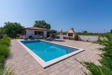 Villa per 4 Persone in Novigrad, Umago e dintorni, Foto 1