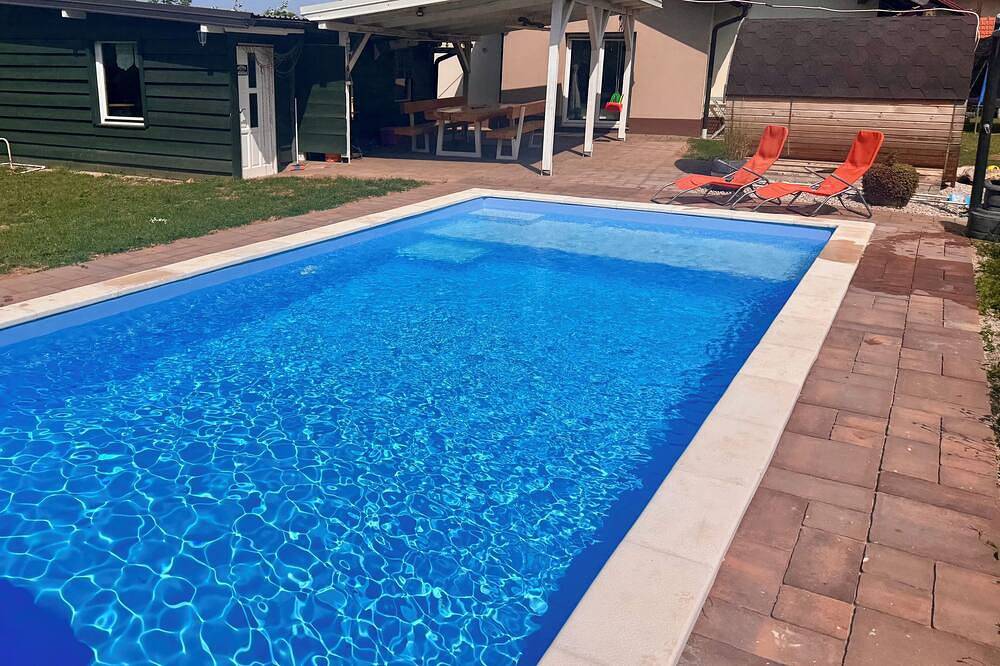 Holiday home Melani - with private pool and sauna in Prozor, Condado de Lika-Senj