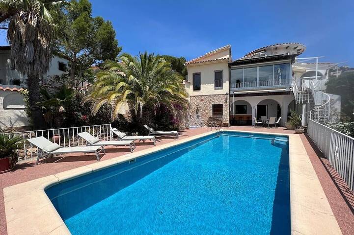 Casa de vacaciones para 8 personas, con jardín y balcón - 1