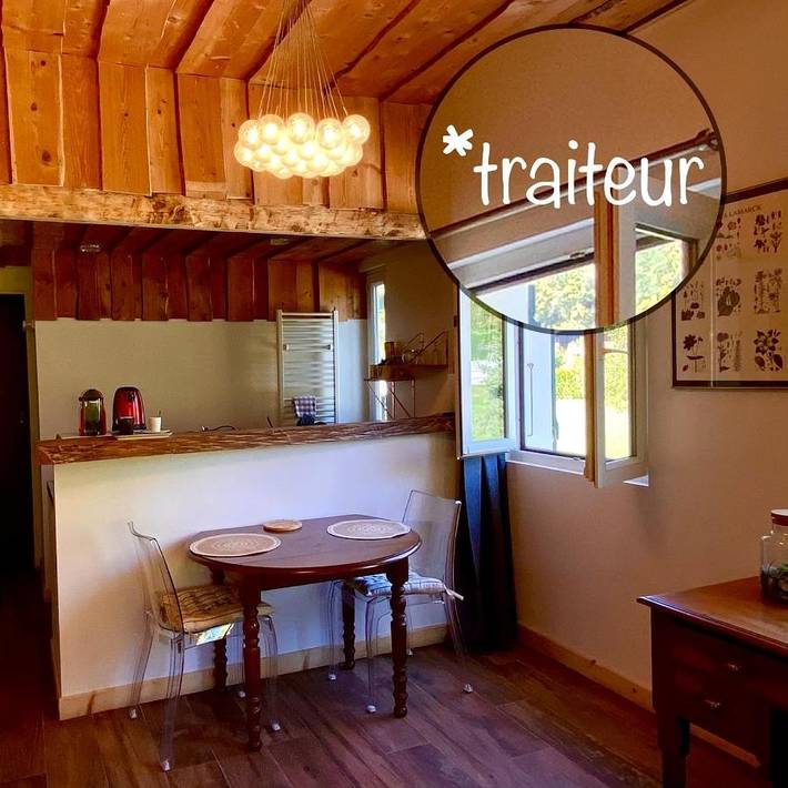 Gîte pour 2 personnes, avec terrasse et jardin ainsi que vue et piscine à Le Sappey-en-Chartreuse - 2