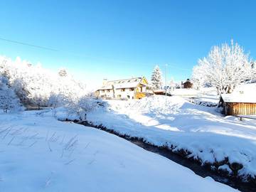 Chambre d’hôte pour 2 personnes, avec piscine et jardin dans l' Isère
