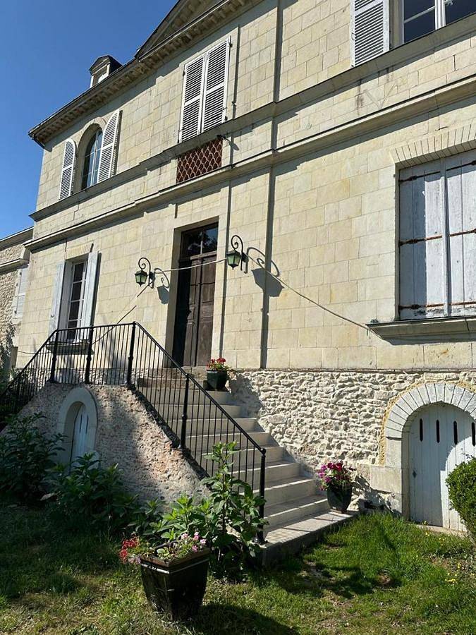 Location de vacances pour 2 personnes, avec terrasse ainsi que vue et jardin, animaux acceptés à Le Lude - 2