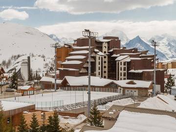 Camping pour 4 personnes, avec balcon, animaux acceptés dans l' Isère