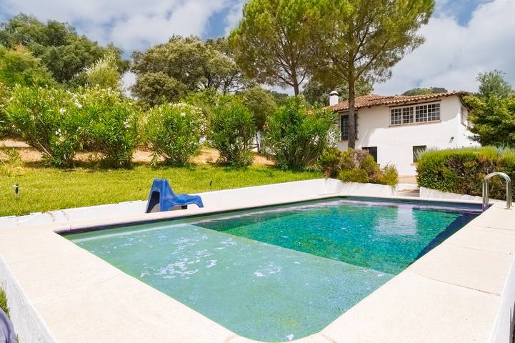 Casa vacanza per 8 persone, con giardino in Alájar