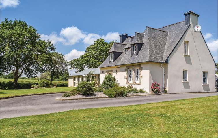 Location de vacances pour 10 personnes à Quemper-Guézennec - 2