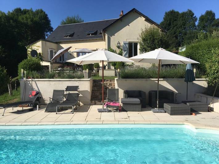 Gîte pour 8 personnes, avec piscine