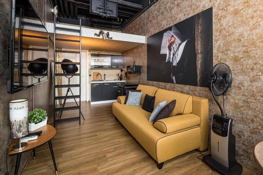 Ganze Wohnung, One-Bedroom Apartment in Pieschen (Dresden), Dresden