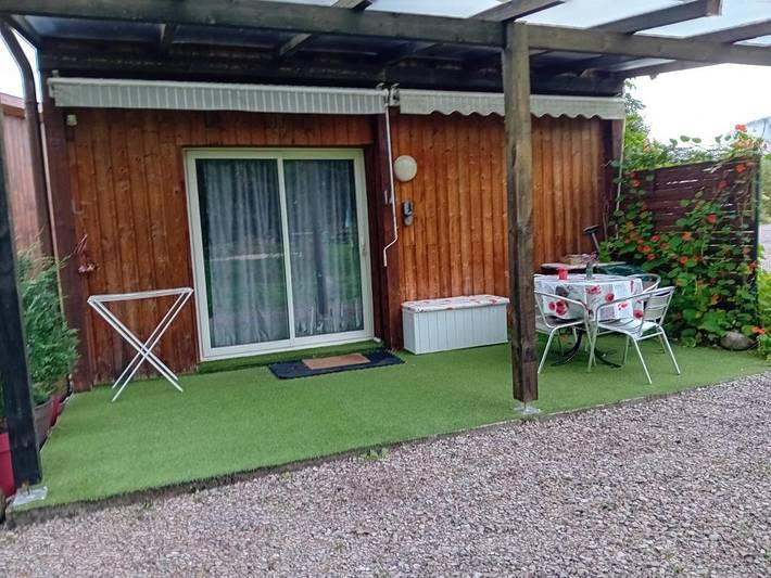 Gîte pour 2 personnes, avec terrasse ainsi que jacuzzi et jardin à Gérardmer - 4
