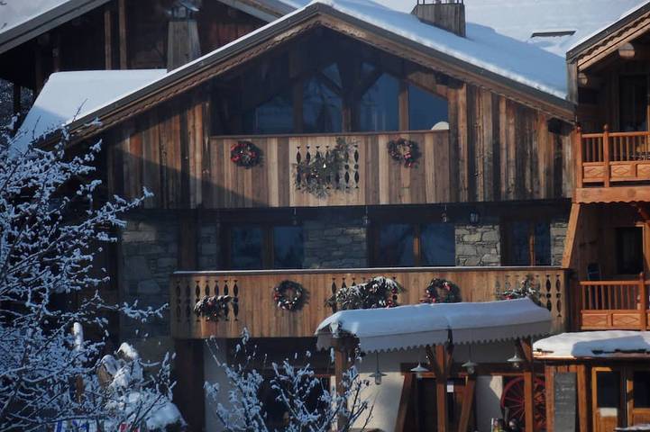Chalet in the center of Montchavin-La Plagne facing south facing slopes and mountains in Bellentre, La Plagne-Tarentaise