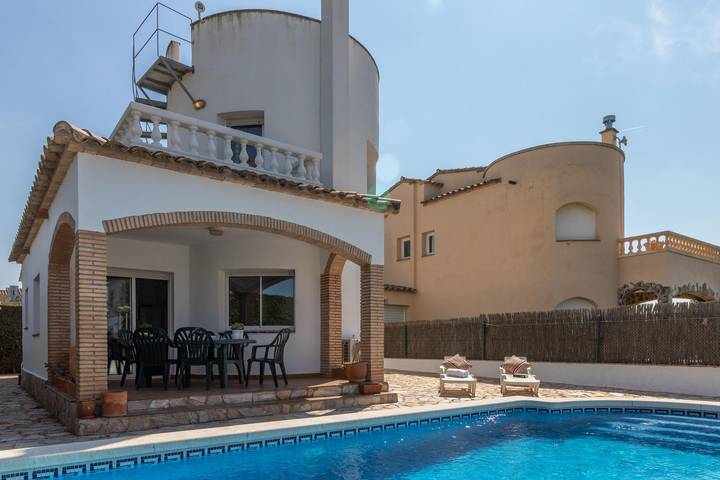 Casa rural para 6 personas, con Balcón y Terraza además de Jardín y Vistas en Ventalló - 3