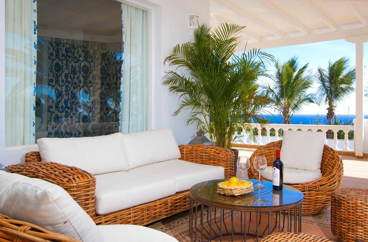 Three-Bedroom Villa in Puerto Calero, Yaiza