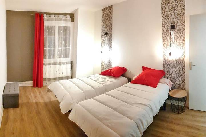 Location de vacances pour 6 personnes, avec jardin à Les Trois-Moutiers - 4