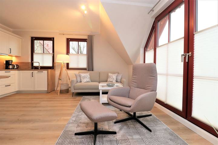 Ferienwohnung für 4 Personen, mit Balkon in Wustrow