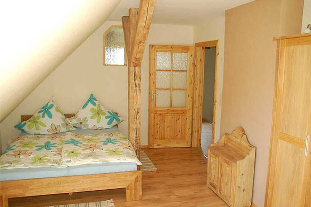 Entire apartment, Apartment Dandelion - I know a house on the forest ... in Malchin, Kummerower See