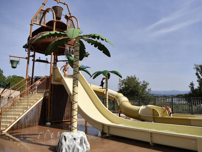 Camping De Saint Aygulf Plage - Mobilhome 5 personnes - 3 chambres - 5 personnes in Saint-Aygulf, Fréjus
