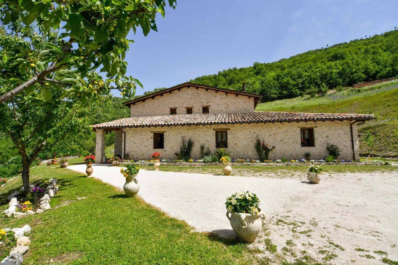 Double Room with Mountain View in Cascia, Perugia e dintorni