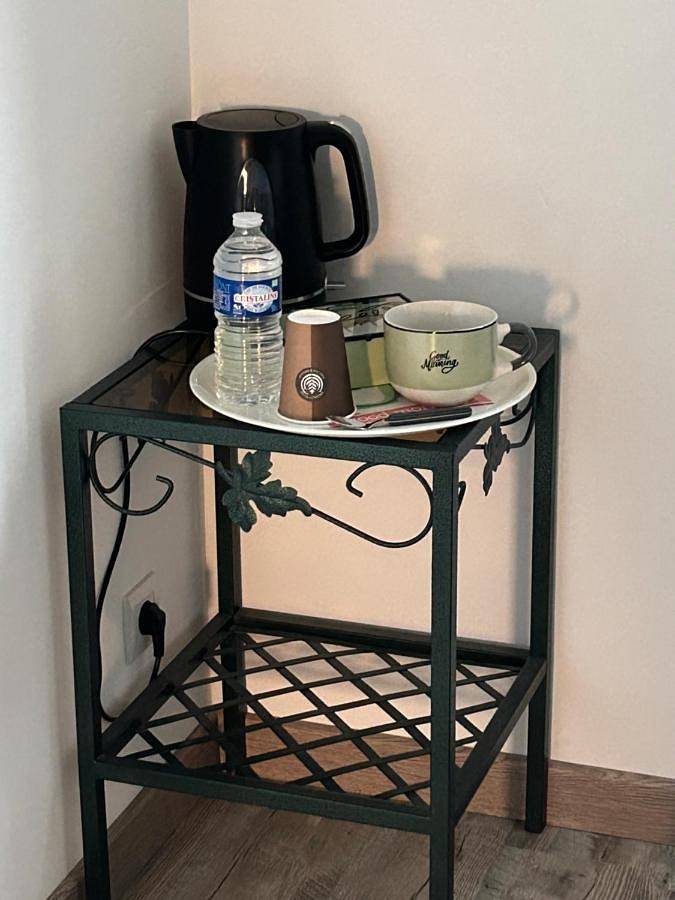 Location de vacances pour 2 personnes, avec jacuzzi ainsi que jardin et piscine à Saint-Yan - 4