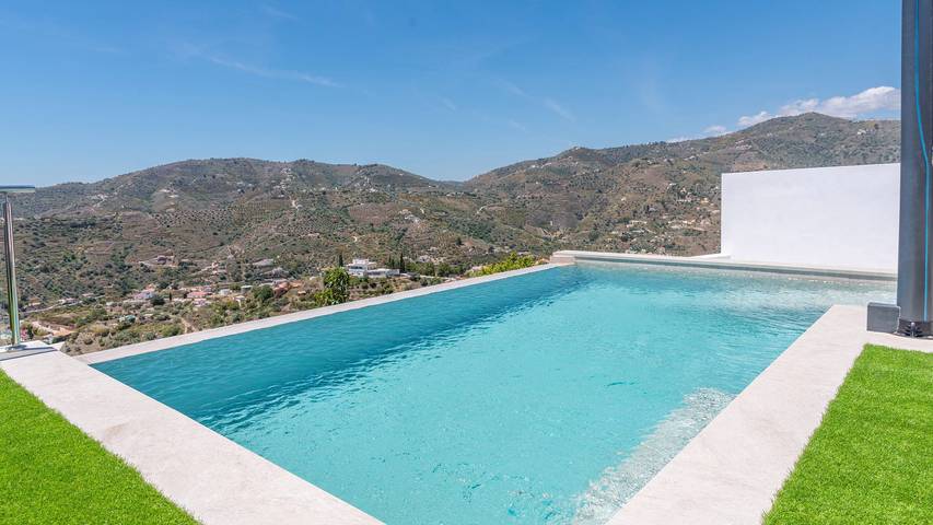 Casa rural para 4 personas, con balcón/terraza y piscina en Torrox - 3