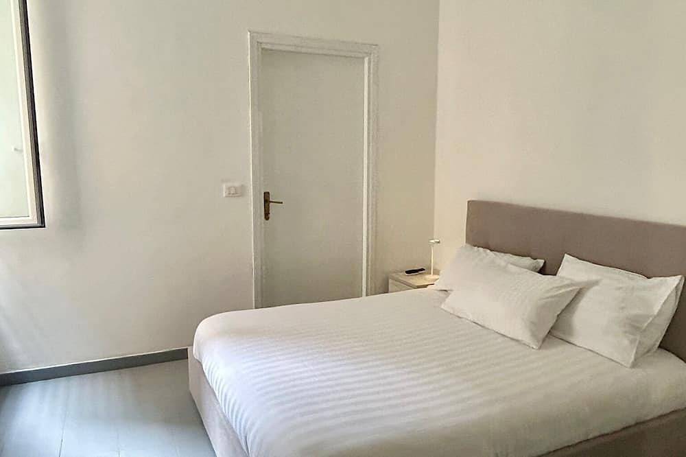 Ganze Wohnung, Entire apartment in the center of Frascati (Rome) in Frascati, Parco Regionale dei Castelli Romani