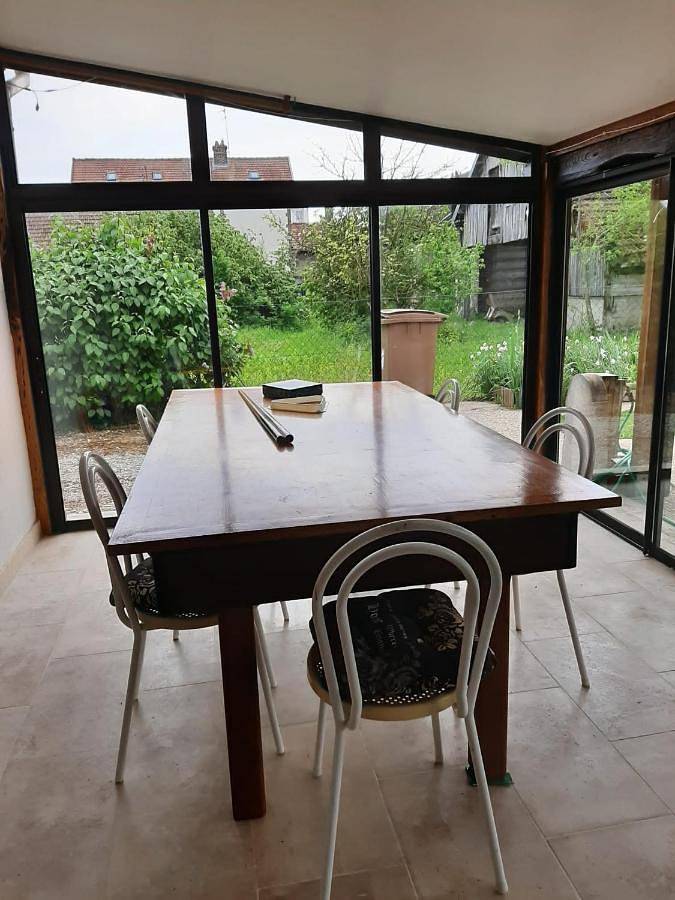 Location de vacances pour 6 personnes, avec vue et jardin, animaux acceptés à Sainte-Savine - 3