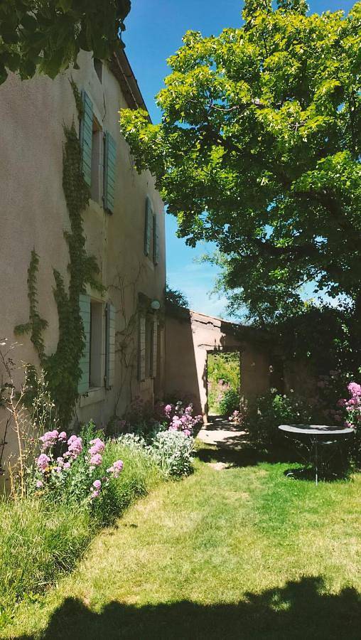 Chambre d’hôte pour 5 personnes, avec terrasse ainsi que piscine et vue dans Hautes-Alpe - 4