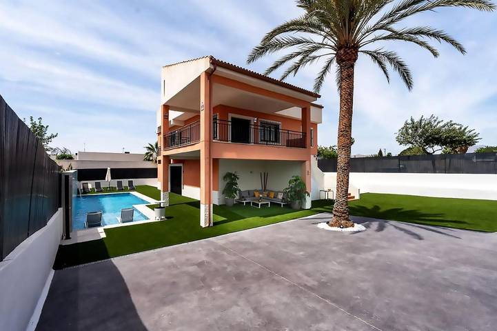 Casa rural para 20 personas, con jardín y vistas además de piscina y piscina para niños en San Vicente del Raspeig - 3