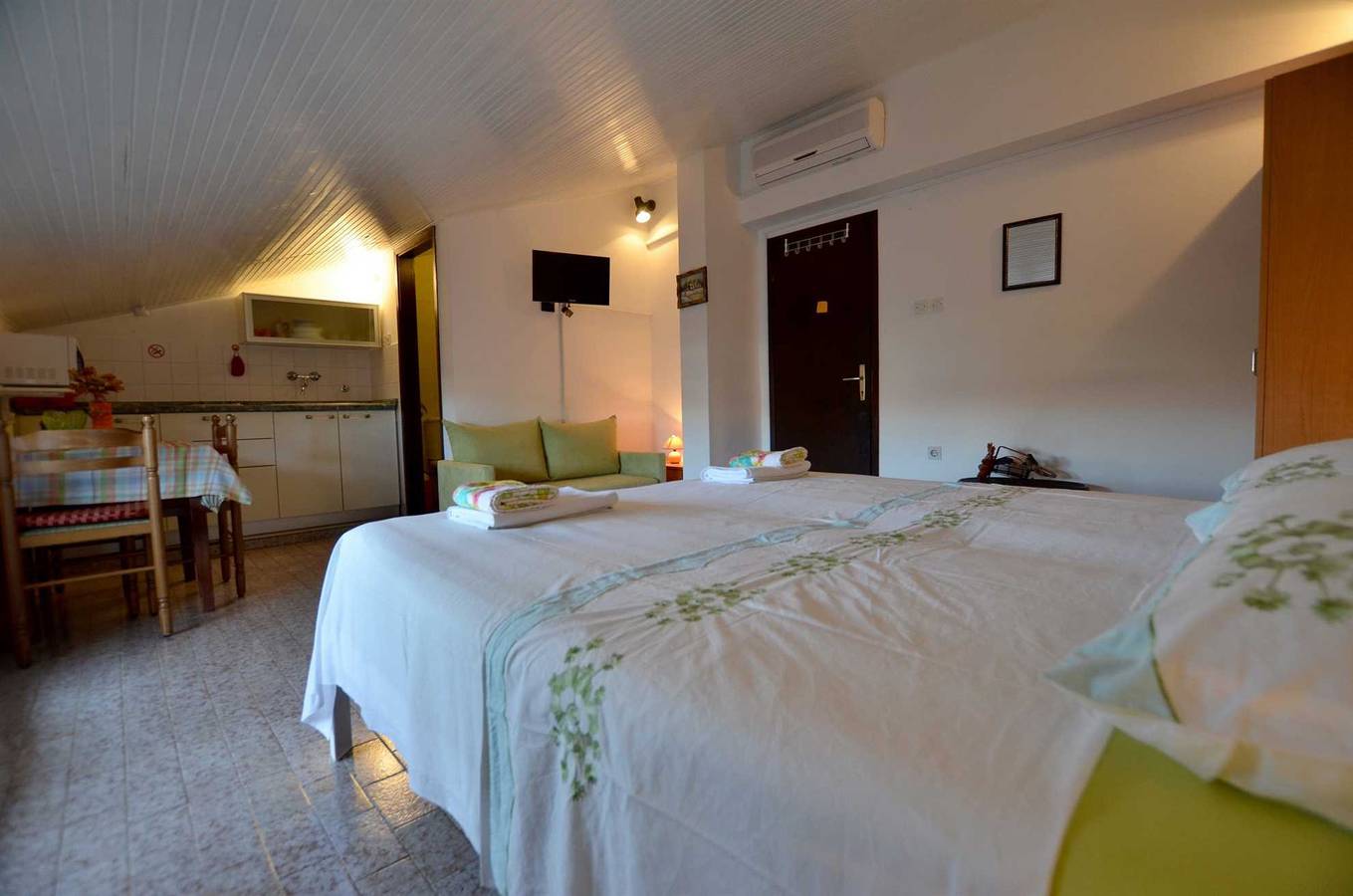 Gehele studio, Studio voor 2 personen met balkon in Rovinj, Rovinj en omgeving