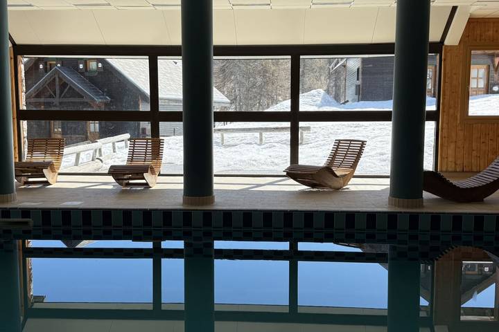 Appartement entier, Risoul • T2 4 pers • Piscine et sauna • proche pistes in Station de Risoul, Risoul