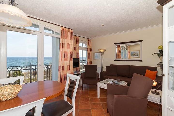 Ferienwohnung für 3 Personen, mit Balkon in Kühlungsborn - 2