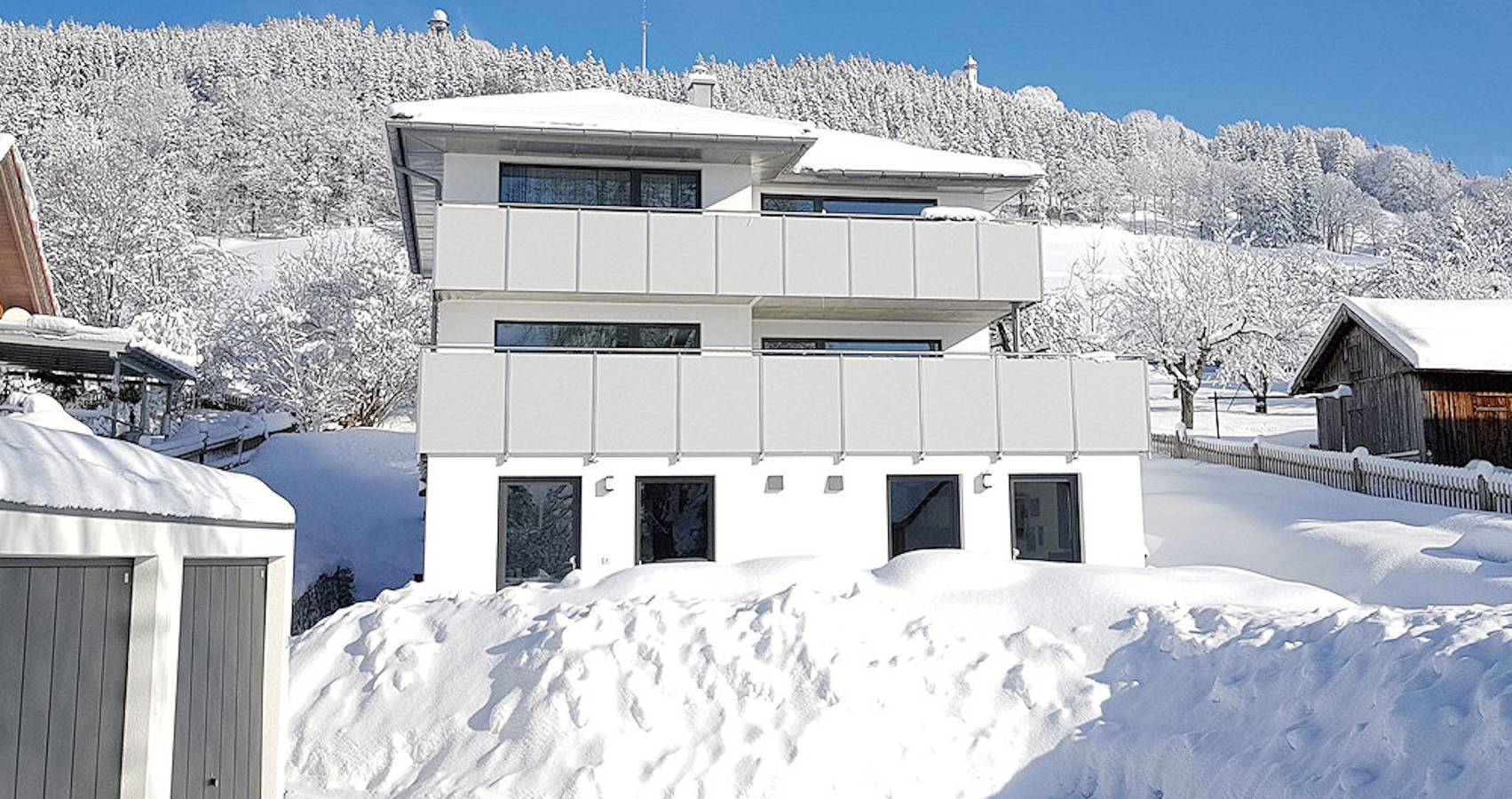 Ganze Ferienwohnung, Villa Bergauf, Studio Apartment Kaiserin Elisabeth »Sisi« Inkl. Königscard !! in Hohenpeißenberg, Romantische Straße