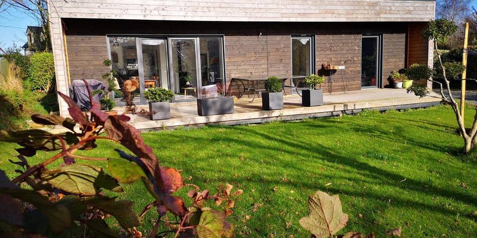 Location de vacances pour 6 personnes, avec jardin à Kermaria-Sulard - 2