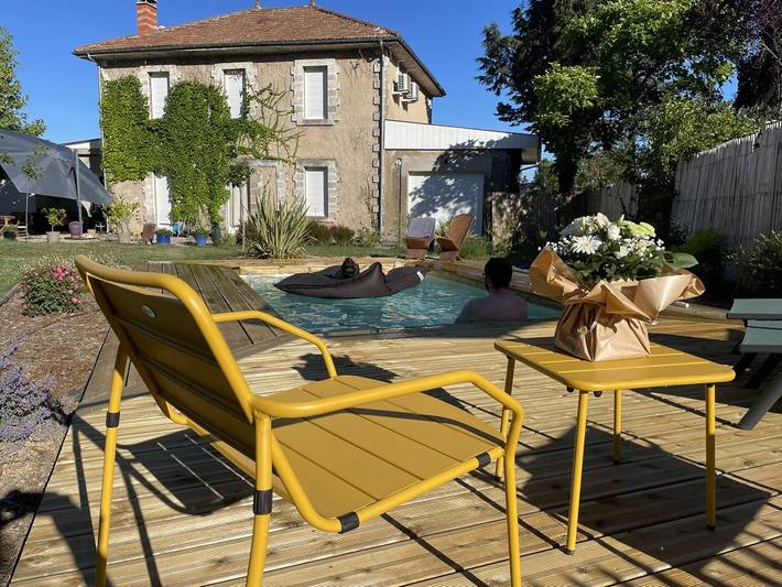 Chambre d’hôte pour 2 personnes, avec jardin et piscine