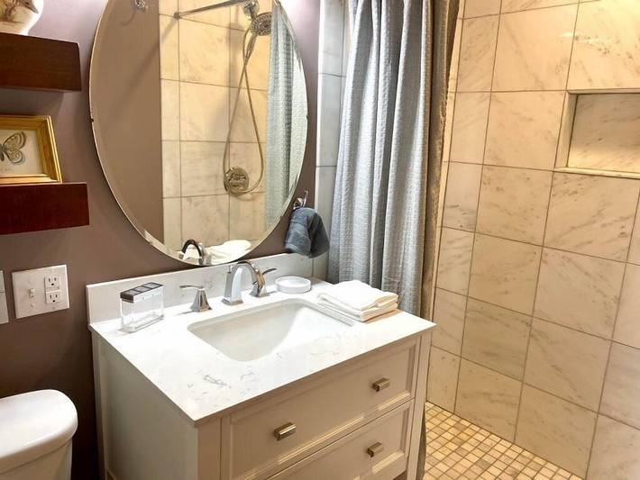 Cabane en bois pour 4 personnes, avec terrasse et piscine - 1