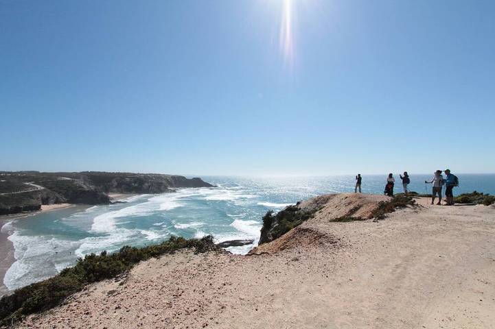 Ferienhaus für 2 Personen, mit Terrasse und Garten in Odeceixe