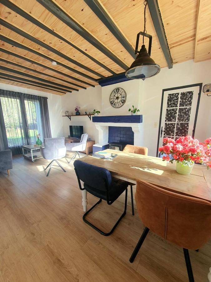 Location de vacances pour 4 personnes, avec jardin ainsi que jacuzzi et piscine à Luçay-le-Mâle - 3