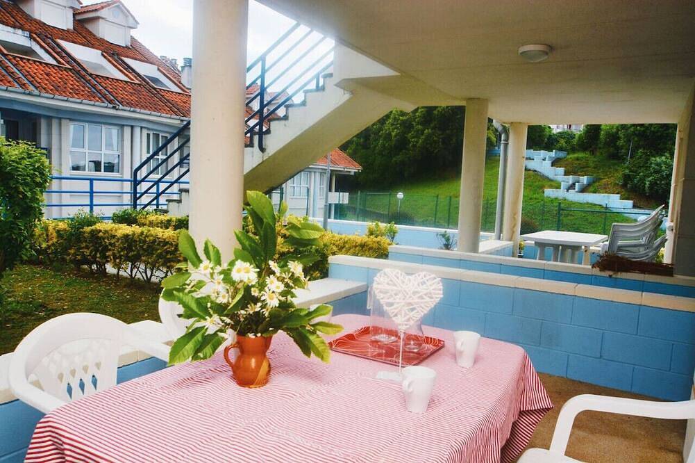 Apartamento entero, Apto con vistas al mar y piscina- La Arena 4105 in Arnuero, Costa de Cantabria