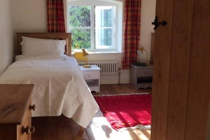 Location de vacances pour 4 personnes, avec piscine ainsi que vue et jardin à Glastonbury - 2