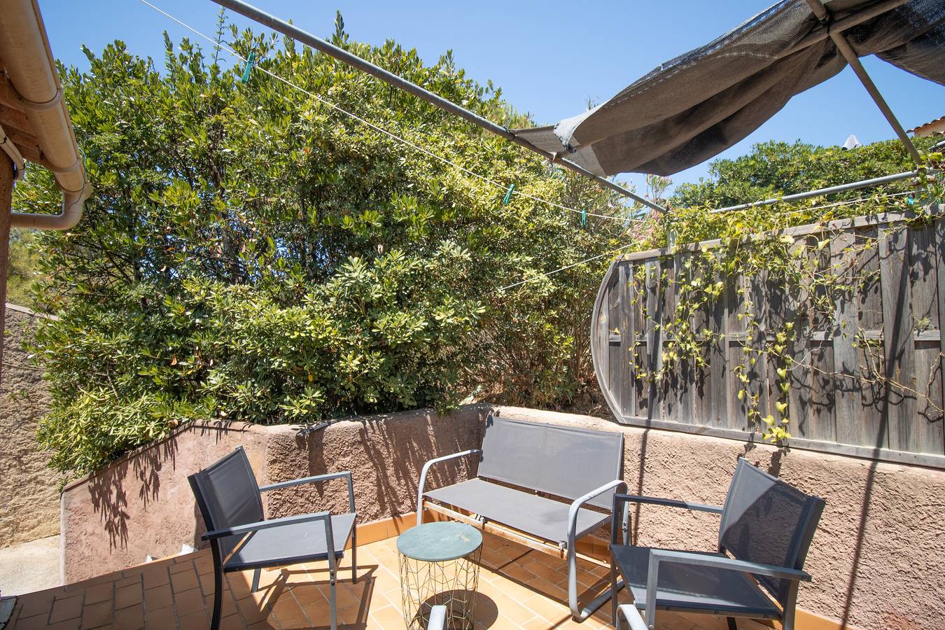 Entire apartment, Holiday Apartment "T3 Zini" with Sea View, 2 Private Terraces & A/C in Appietto, Ajaccio region