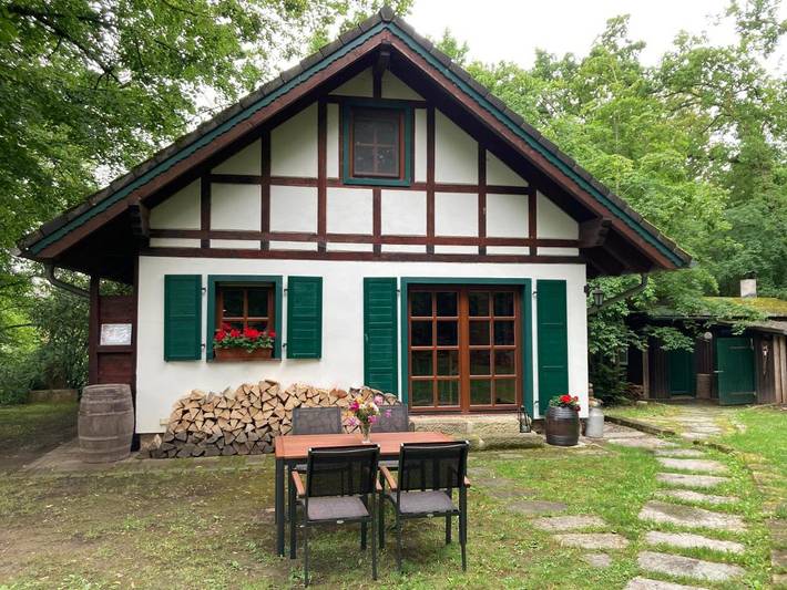 Ferienwohnung für 4 Personen, mit Balkon und Terrasse sowie Garten und Ausblick in Rudolstadt