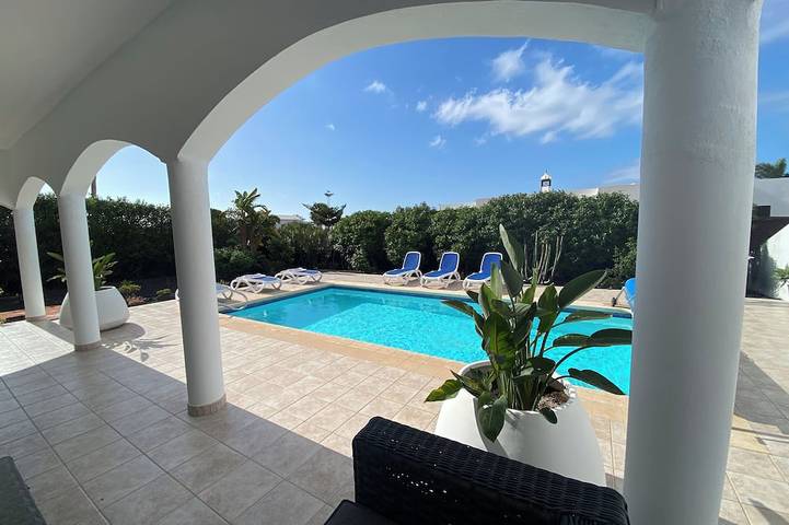 Villa for 6 people, with terrace and garden - 1